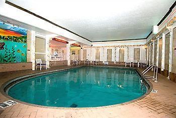 Desert Inn Resort Hotel And Suites Daytona Beach Exterior photo