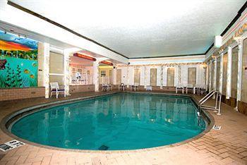 Desert Inn Resort Hotel And Suites Daytona Beach Exterior photo
